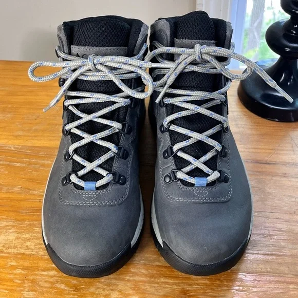 Columbia Women’s Newton Ridge Plus Waterproof Hiking Boots - Picture 6 of 15
